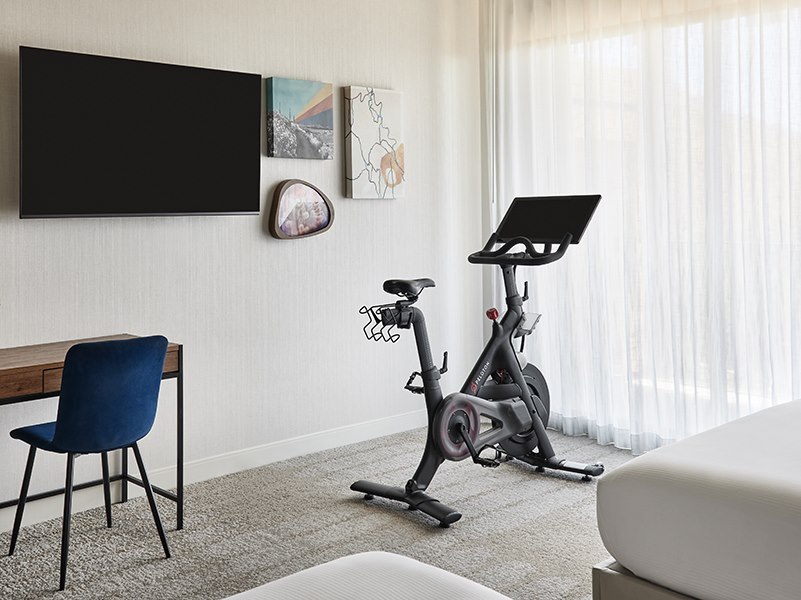 standard double queen room with Peloton Bike